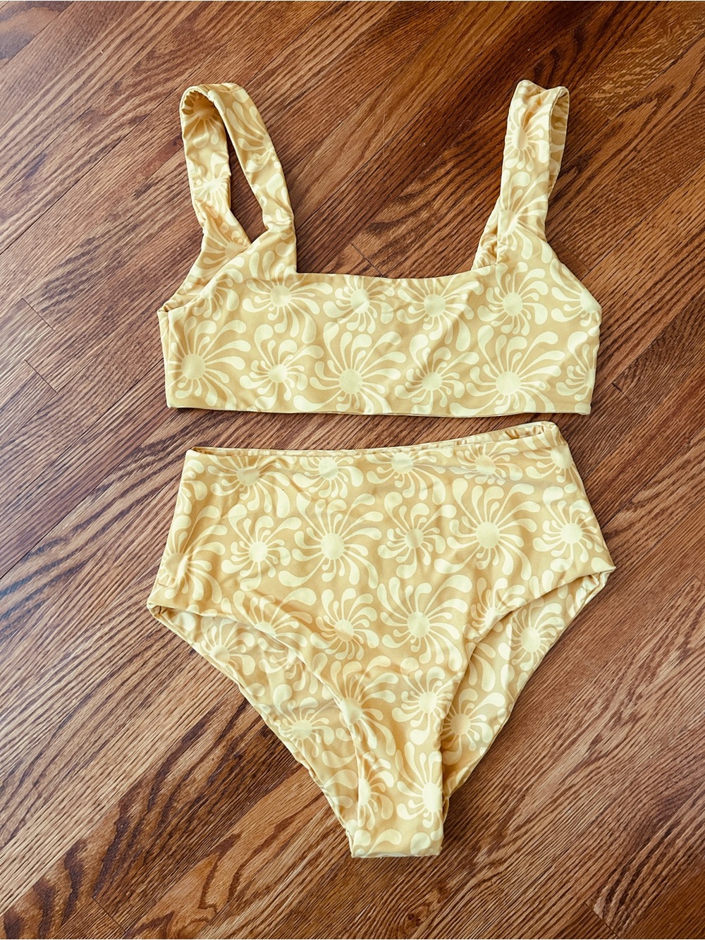 September Yellow Floral High-Waist Bikini Set - Women's Swim Top & Bottom M